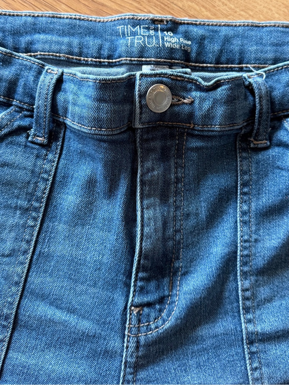 Time & Tru High-Rise Wide-Leg Cropped Jeans Front Porch Pockets Women’s Size10 - Picture 3 of 13
